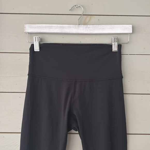 Lululemon Wunder Under High-Rise Leggings – Black (Size 4) - Picture 4 of 8